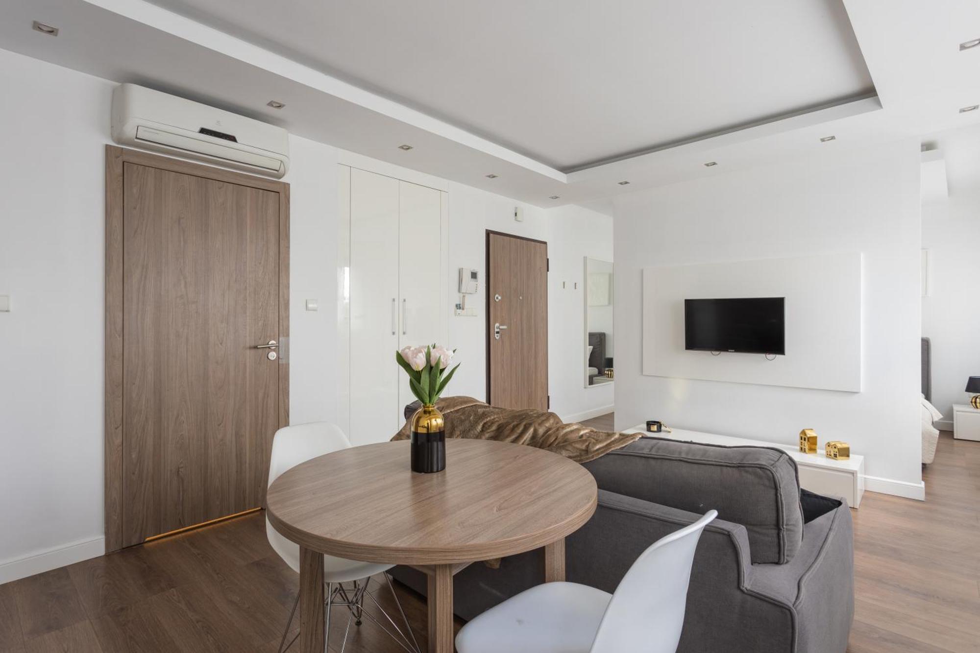 Golden Apartments Warsaw - Browary Warszawskie - Luxury & Cozy Apartments - Oxygen Residence- Wronia Buitenkant foto